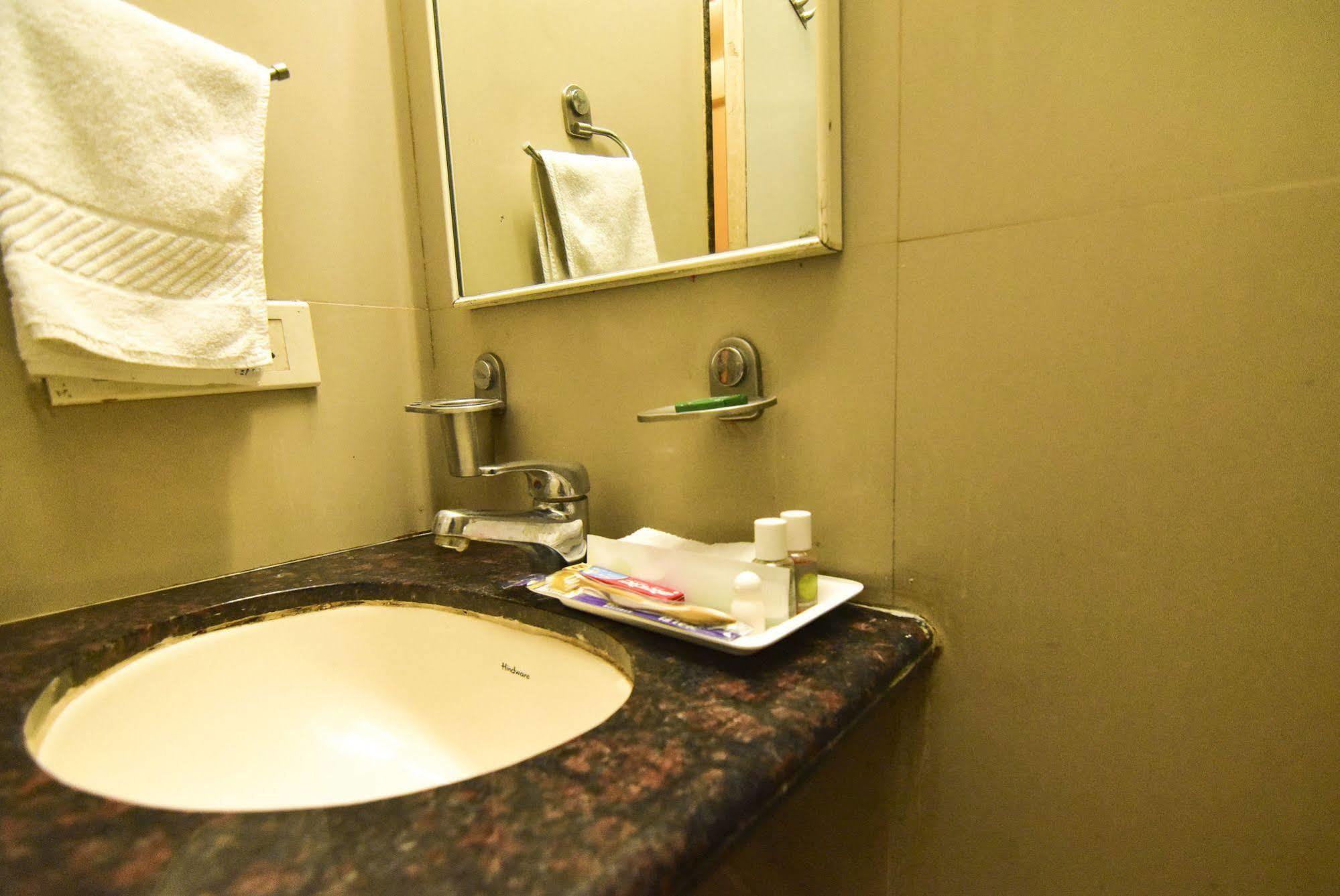 My Bizz Hotel Sapna Pune Exterior photo
